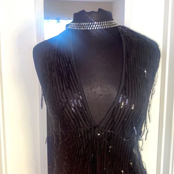Porrcey NWOT maxi black halter back shimmering sequin mesh V neck gown sz xL - Picture 2 of 9